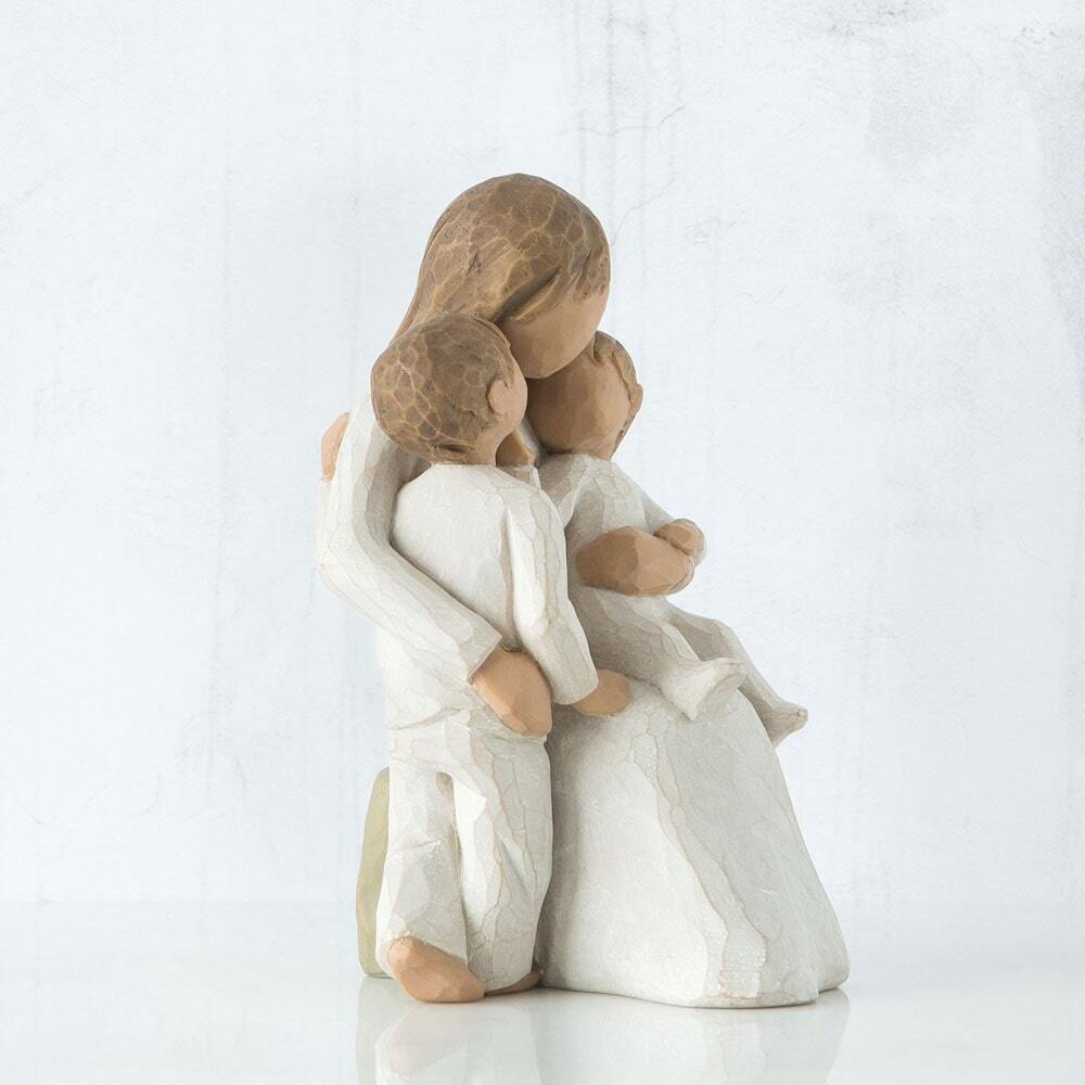 Willow Tree – Quietly Figurine by Susan Lordi
